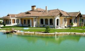 LUCENTUM - Rustica - Galanta Kolónia